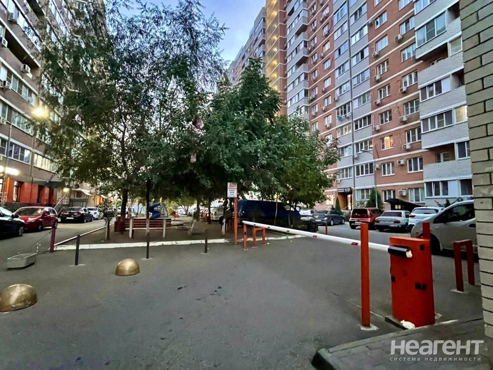 Продается 2-х комнатная квартира, 80 м²