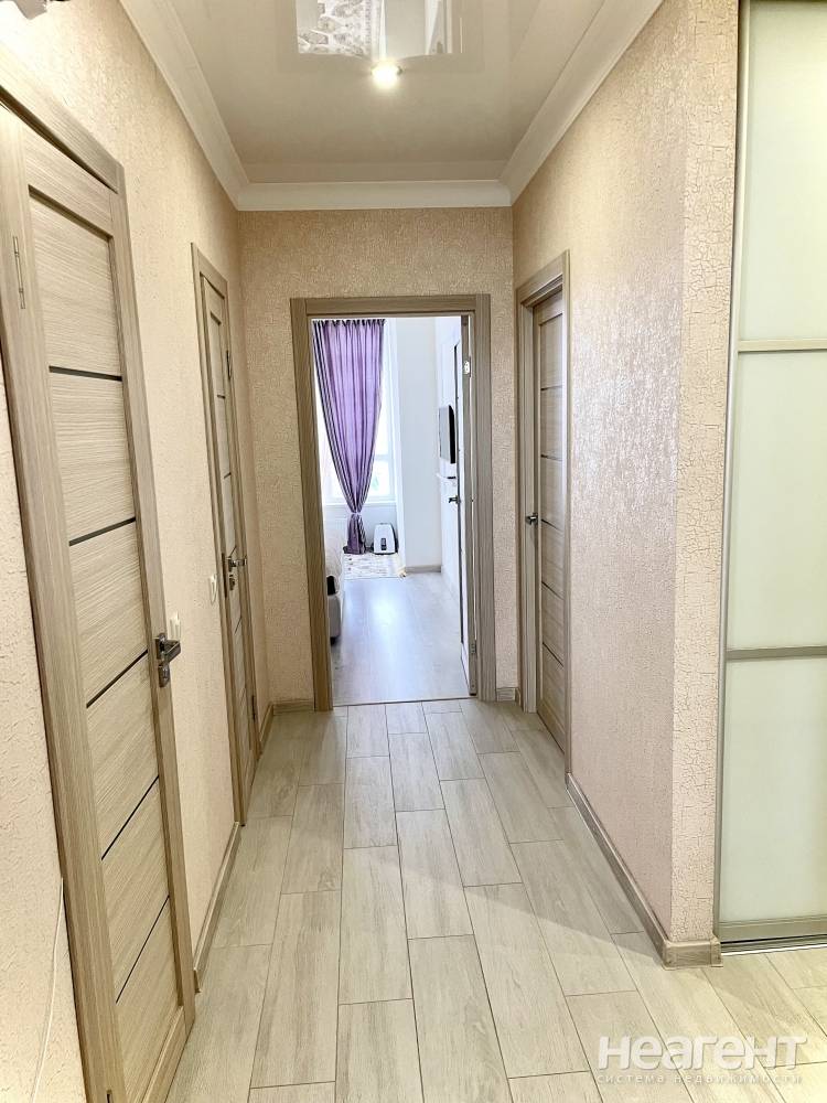 Продается 2-х комнатная квартира, 80 м²