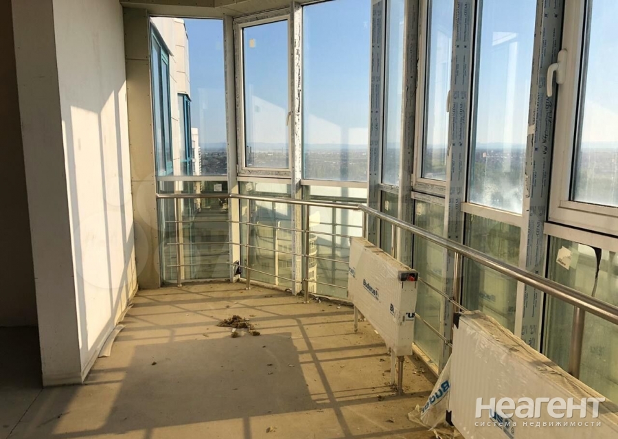 Продается 3-х комнатная квартира, 127 м²