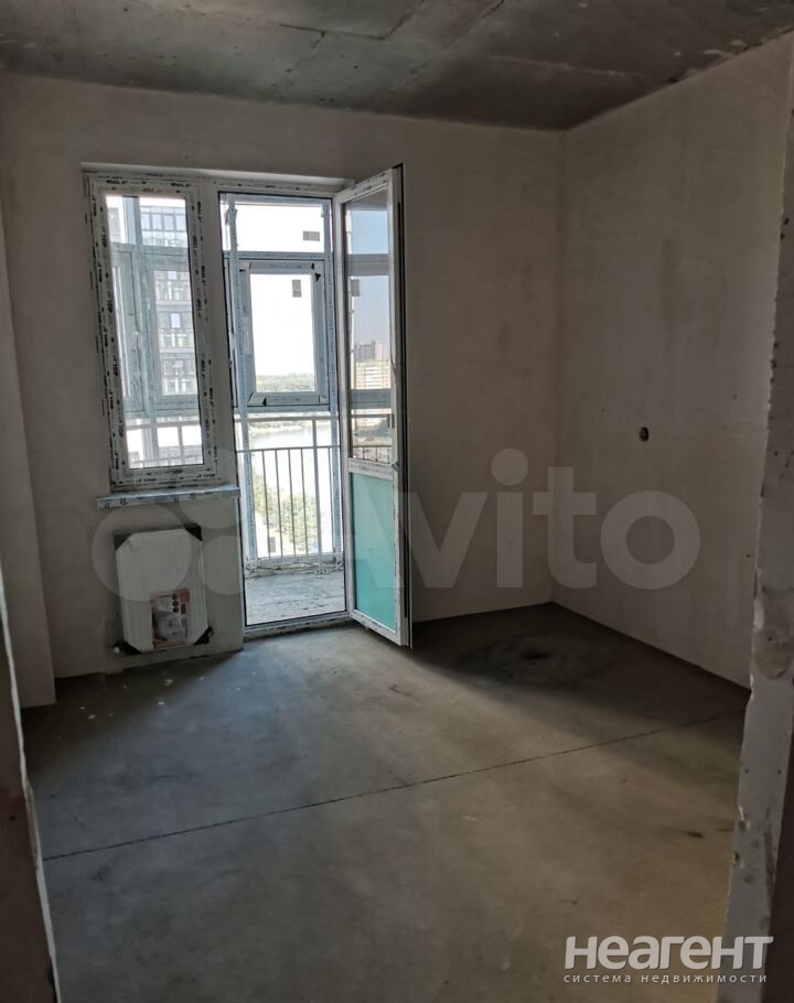 Продается 1-комнатная квартира, 40 м²