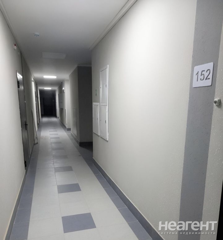 Продается 1-комнатная квартира, 38 м²