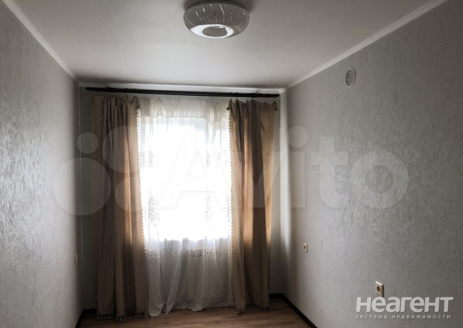 Продается 1-комнатная квартира, 35 м²