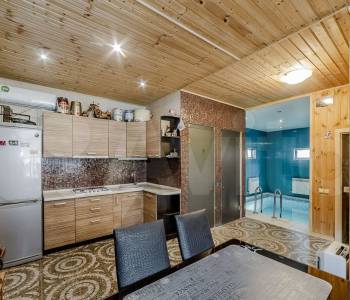 Продается Дом, 251 м²