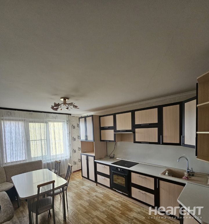 Продается 2-х комнатная квартира, 65 м²