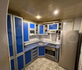 Продается Многокомнатная квартира, 74,6 м²