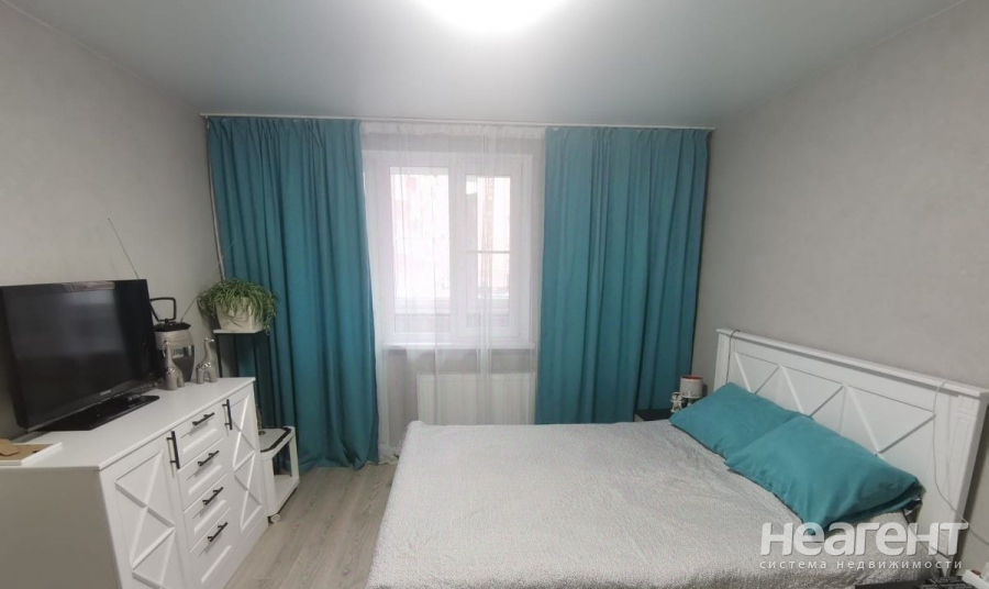 Продается 1-комнатная квартира, 38,6 м²