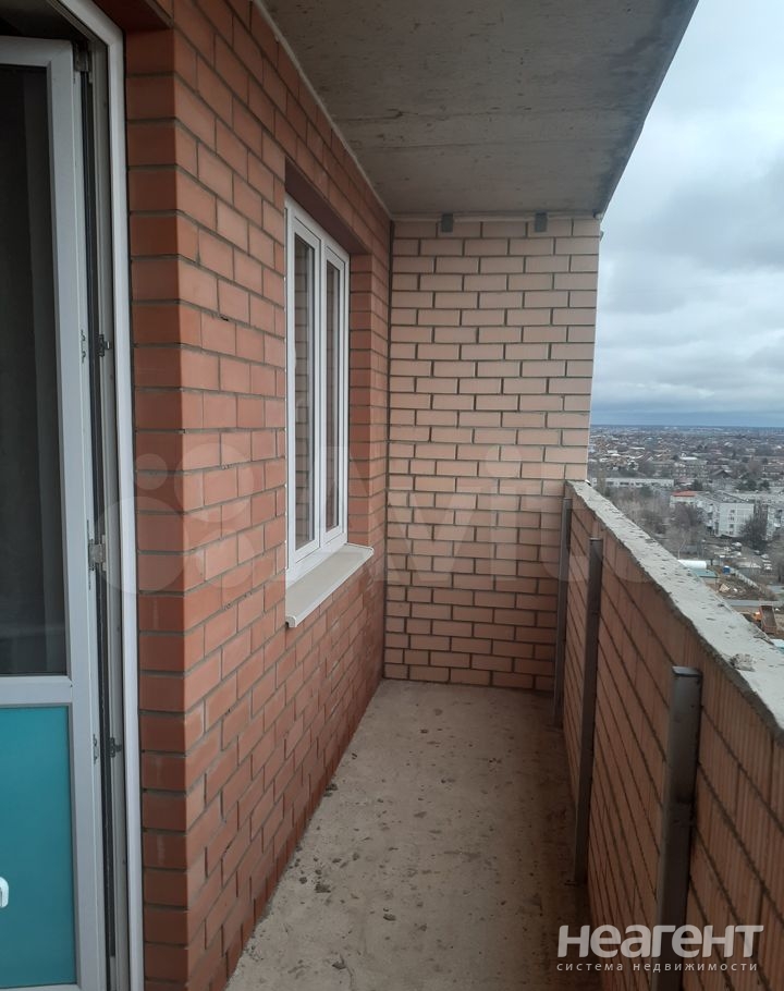 Продается 1-комнатная квартира, 37,5 м²