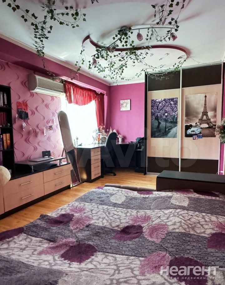 Продается Многокомнатная квартира, 104,1 м²