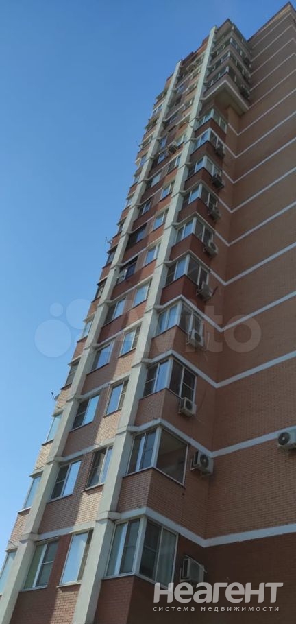 Продается 3-х комнатная квартира, 100,4 м²