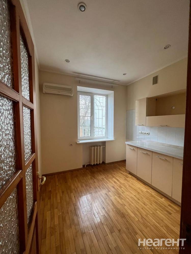 Продается 2-х комнатная квартира, 57 м²