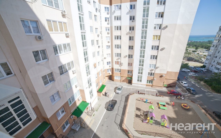 Продается 1-комнатная квартира, 40 м²