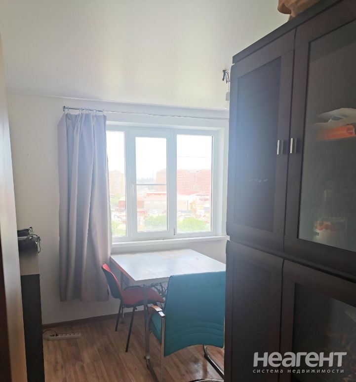 Продается 1-комнатная квартира, 35 м²