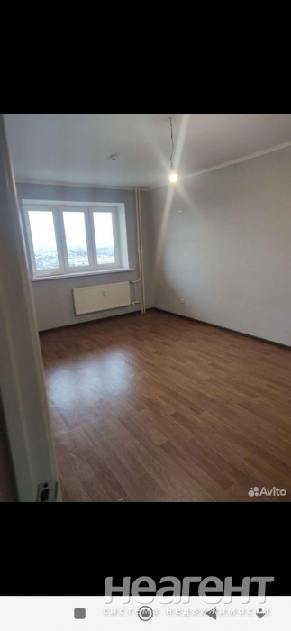 Продается 1-комнатная квартира, 40 м²