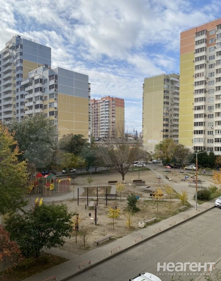 Продается 2-х комнатная квартира, 57 м²