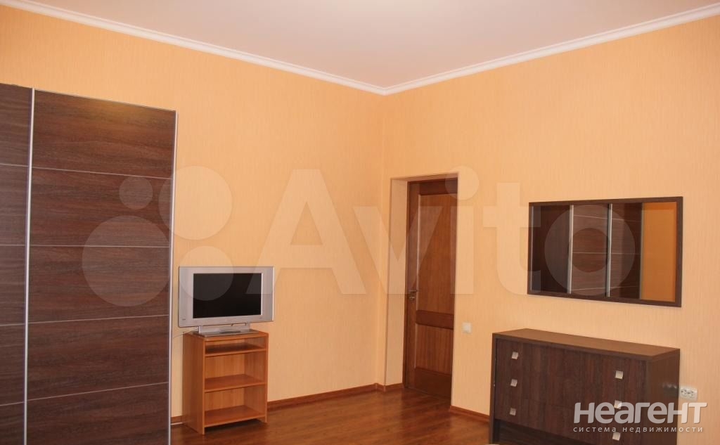 Продается 2-х комнатная квартира, 72 м²