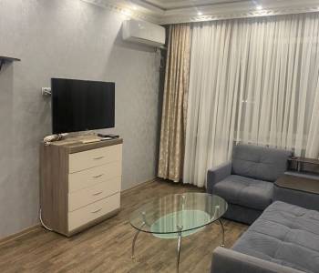 Сдается 1-комнатная квартира, 46 м²