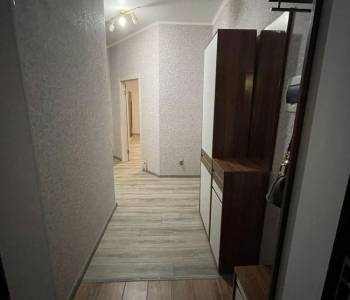 Сдается 2-х комнатная квартира, 85 м²