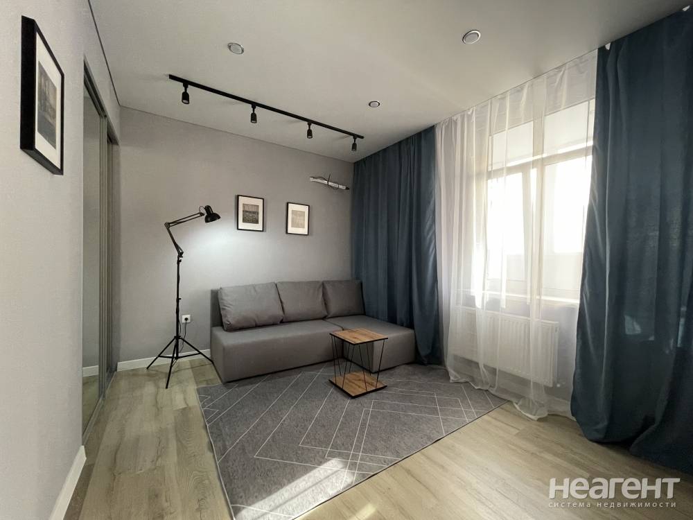 Продается 2-х комнатная квартира, 72 м²