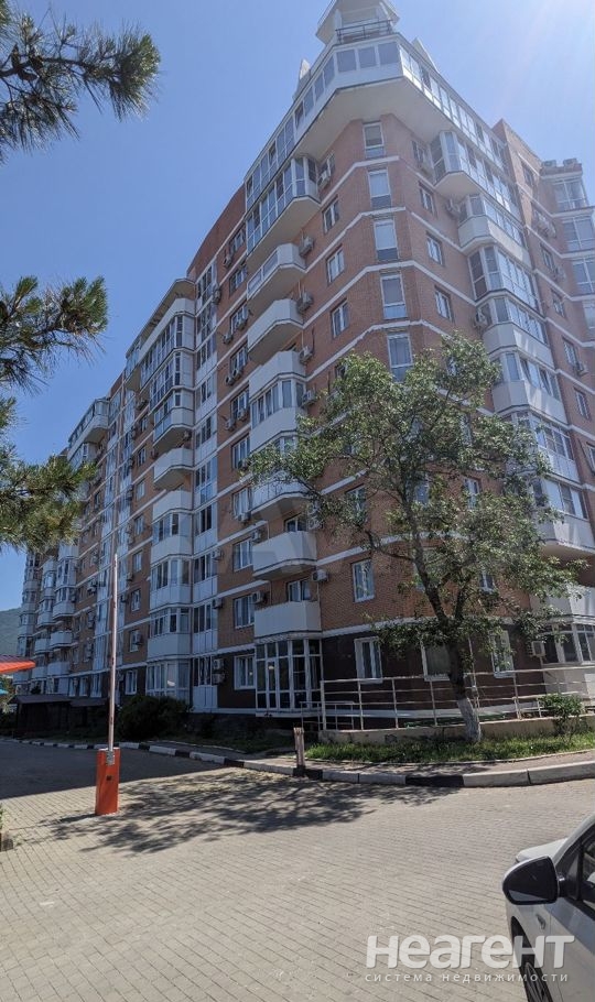 Продается 1-комнатная квартира, 47 м²