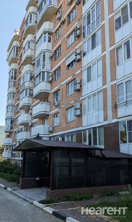 Продается 1-комнатная квартира, 47 м²