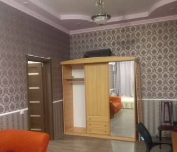 Сдается 1-комнатная квартира, 43 м²