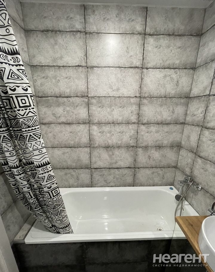 Продаю студию, Николино-парк (ул. Летчика Позднякова)