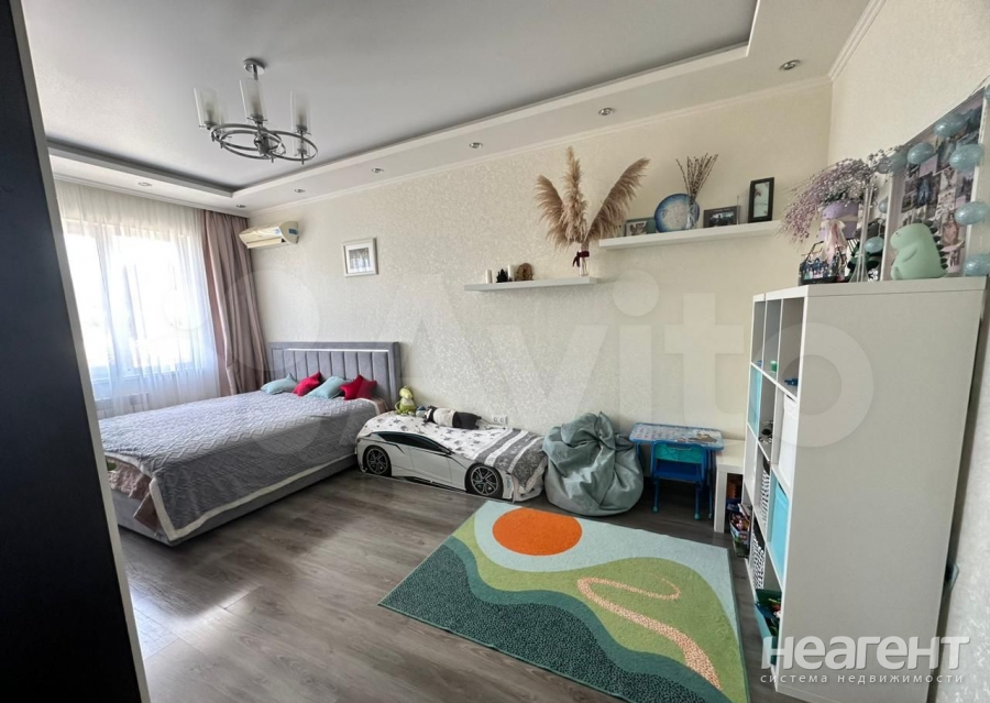 Продается 1-комнатная квартира, 46,5 м²