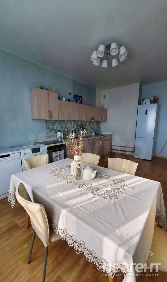 Продается 3-х комнатная квартира, 114 м²