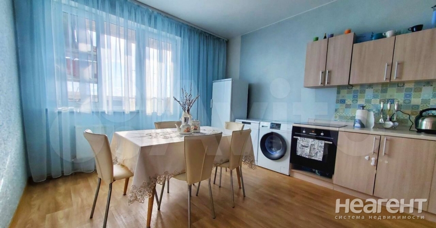 Продается 3-х комнатная квартира, 114 м²