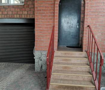 Продается Дом, 220 м²