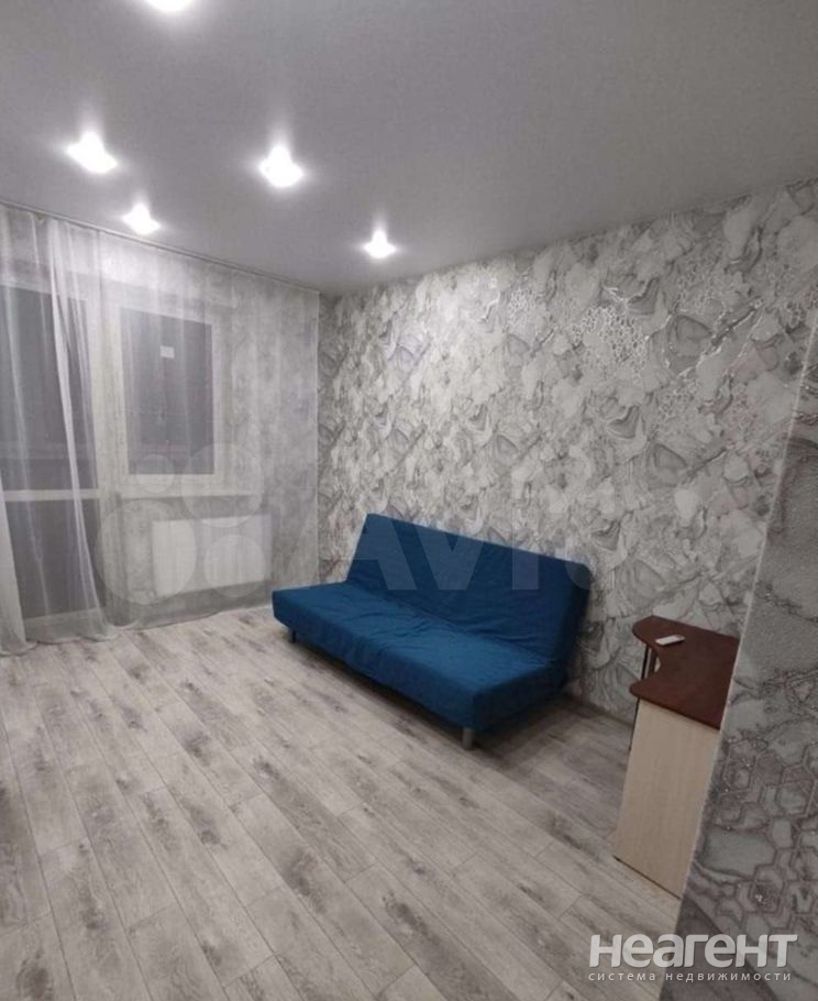 Продается 1-комнатная квартира, 40 м²