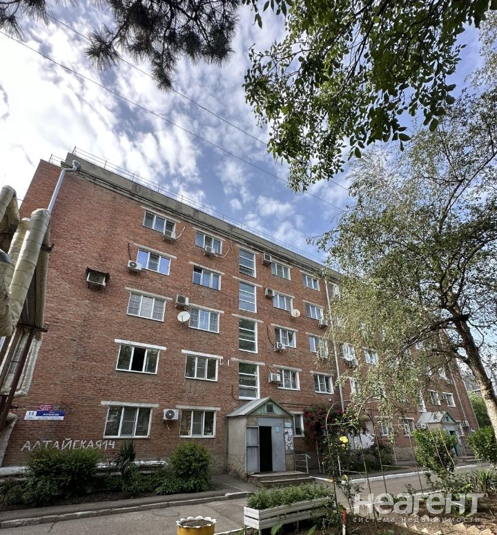 Продается Многокомнатная квартира, 101,4 м²