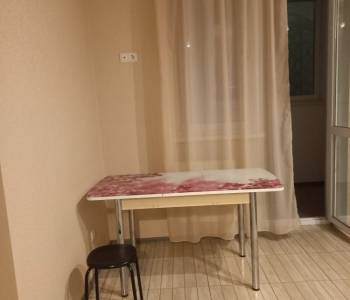 Сдается 1-комнатная квартира, 46 м²