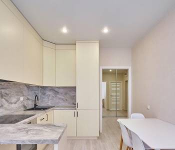 Сдается 1-комнатная квартира, 43 м²