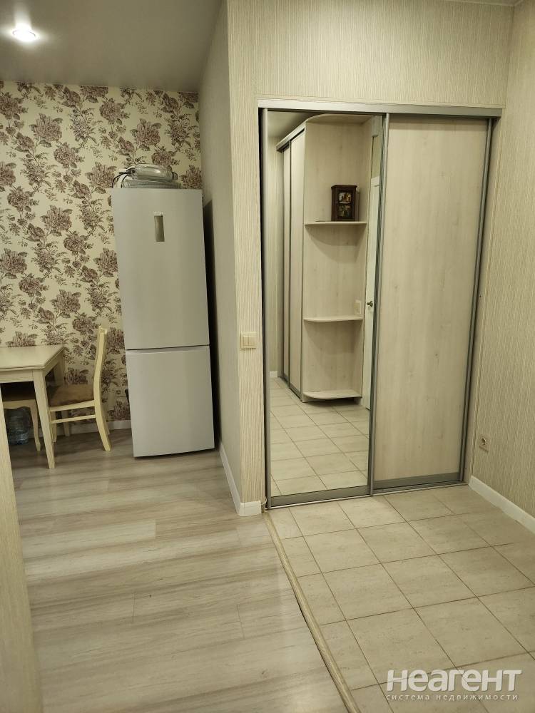 Продается 1-комнатная квартира, 38,9 м²