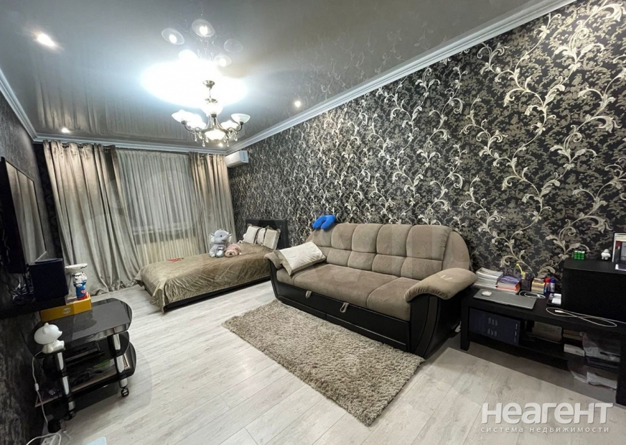 Продается 1-комнатная квартира, 48,8 м²