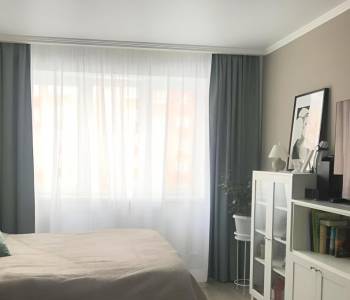 Продается 1-комнатная квартира, 42 м²