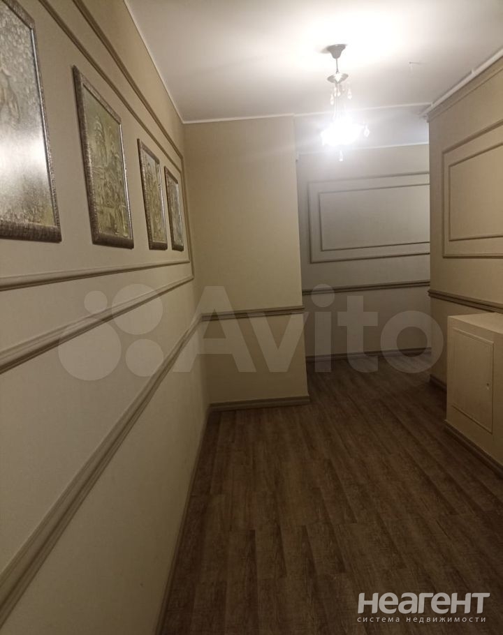 Продается Многокомнатная квартира, 115 м²