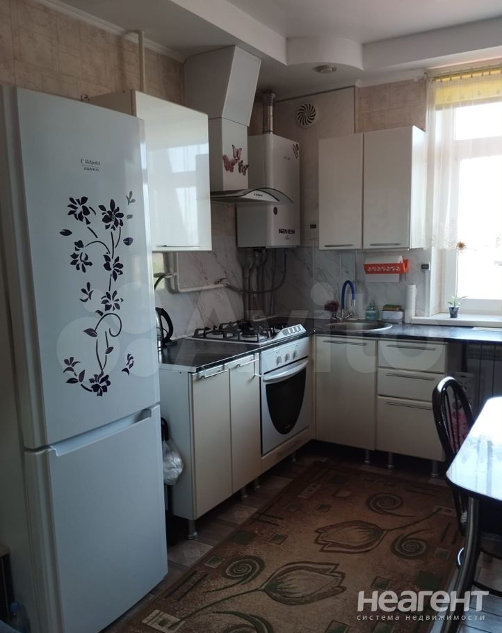 Продается 1-комнатная квартира, 41 м²