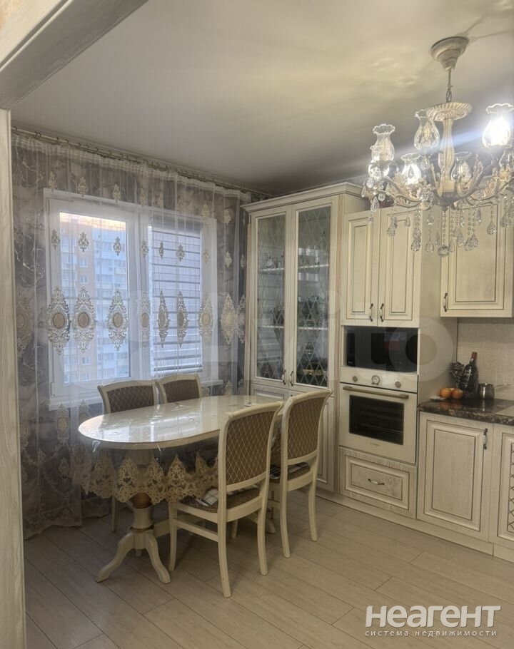 Продается 3-х комнатная квартира, 73,9 м²