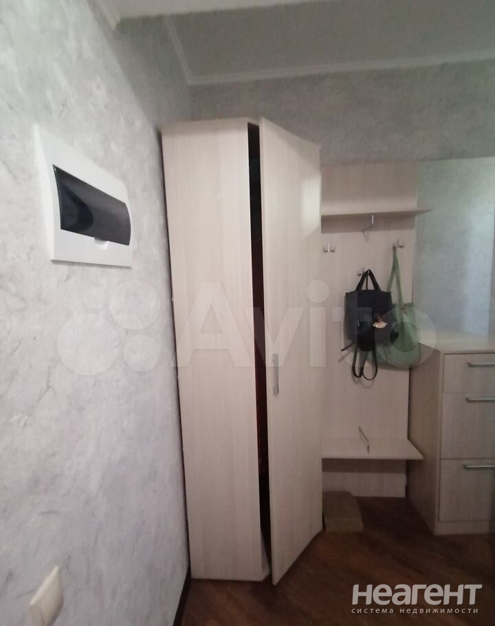 Продается 1-комнатная квартира, 43 м²