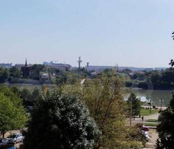 Продается 1-комнатная квартира, 44 м²