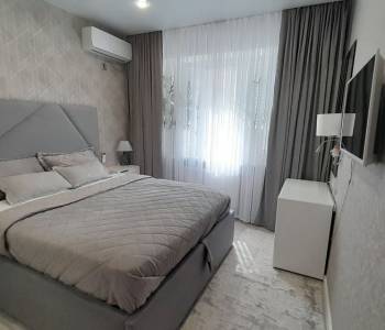 Продается 2-х комнатная квартира, 60 м²