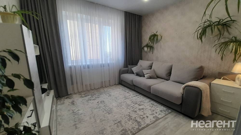 Продается 2-х комнатная квартира, 60 м²