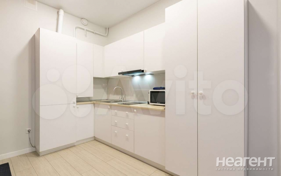 Продается Многокомнатная квартира, 108 м²