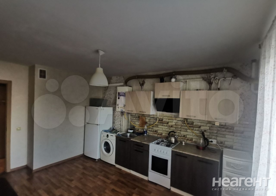 Продается 1-комнатная квартира, 45 м²