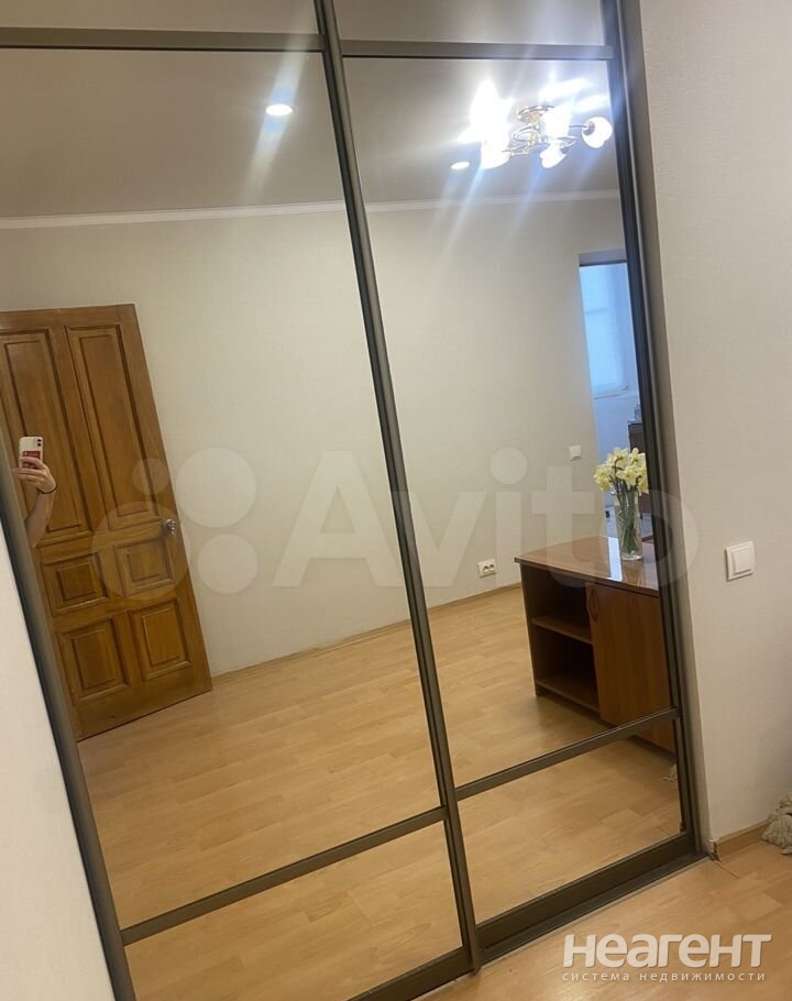 Продается 2-х комнатная квартира, 65 м²