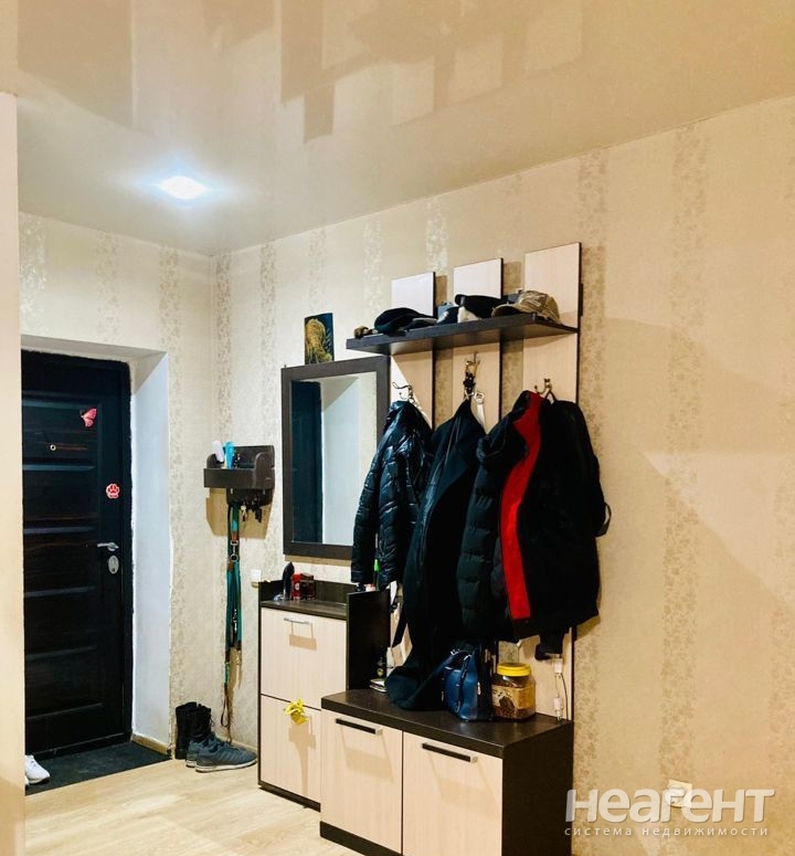 Продается Многокомнатная квартира, 99 м²