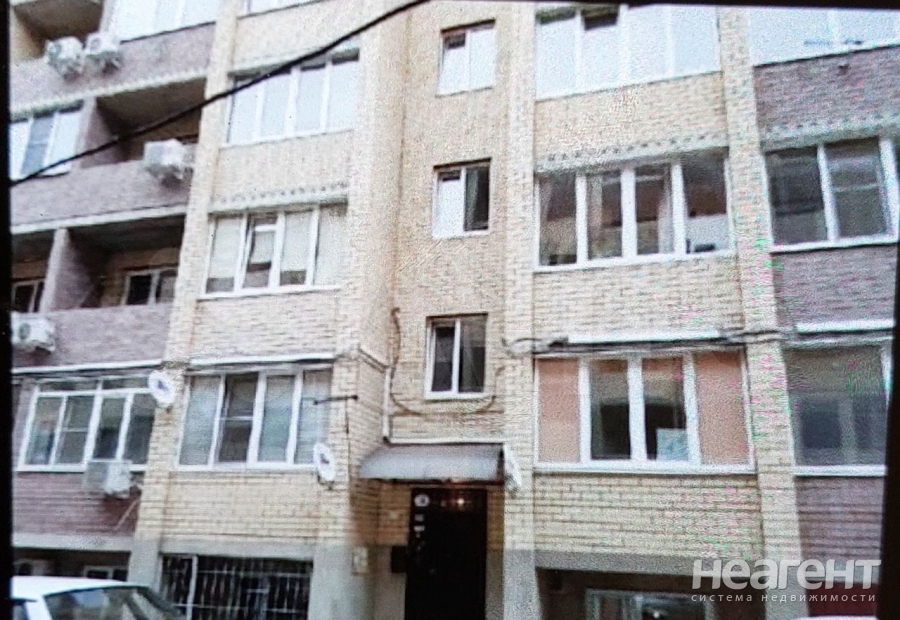 Продается 1-комнатная квартира, 38 м²