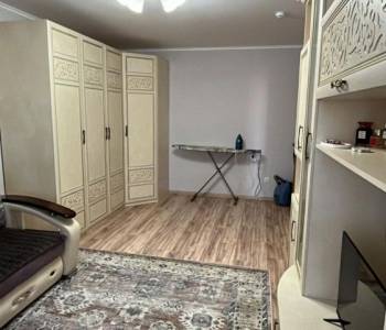 Продается 1-комнатная квартира, 38 м²